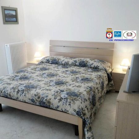 Il Giardino Di Niu Bed & Breakfast Palombaio Dış mekan fotoğraf