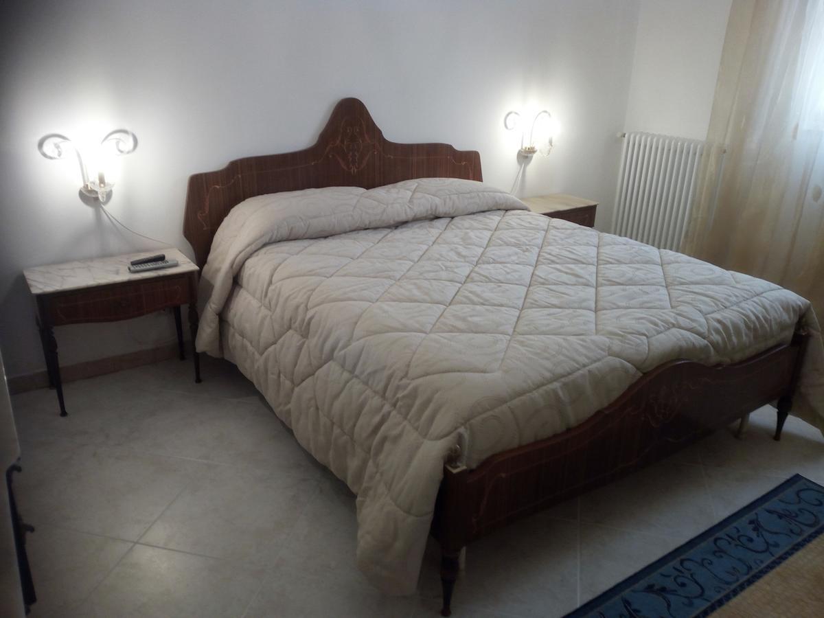 Il Giardino Di Niu Bed & Breakfast Palombaio Dış mekan fotoğraf