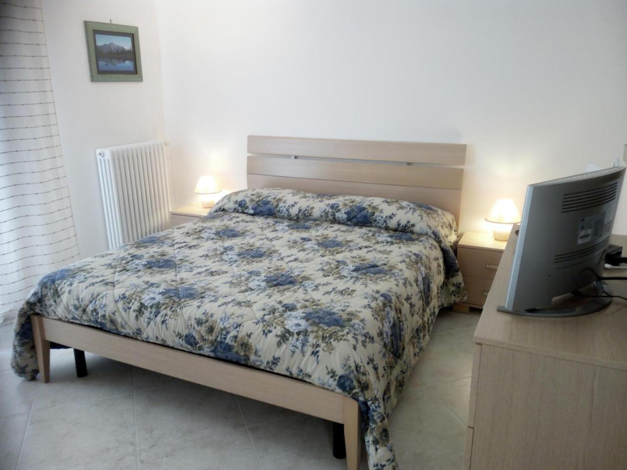 Il Giardino Di Niu Bed & Breakfast Palombaio Dış mekan fotoğraf